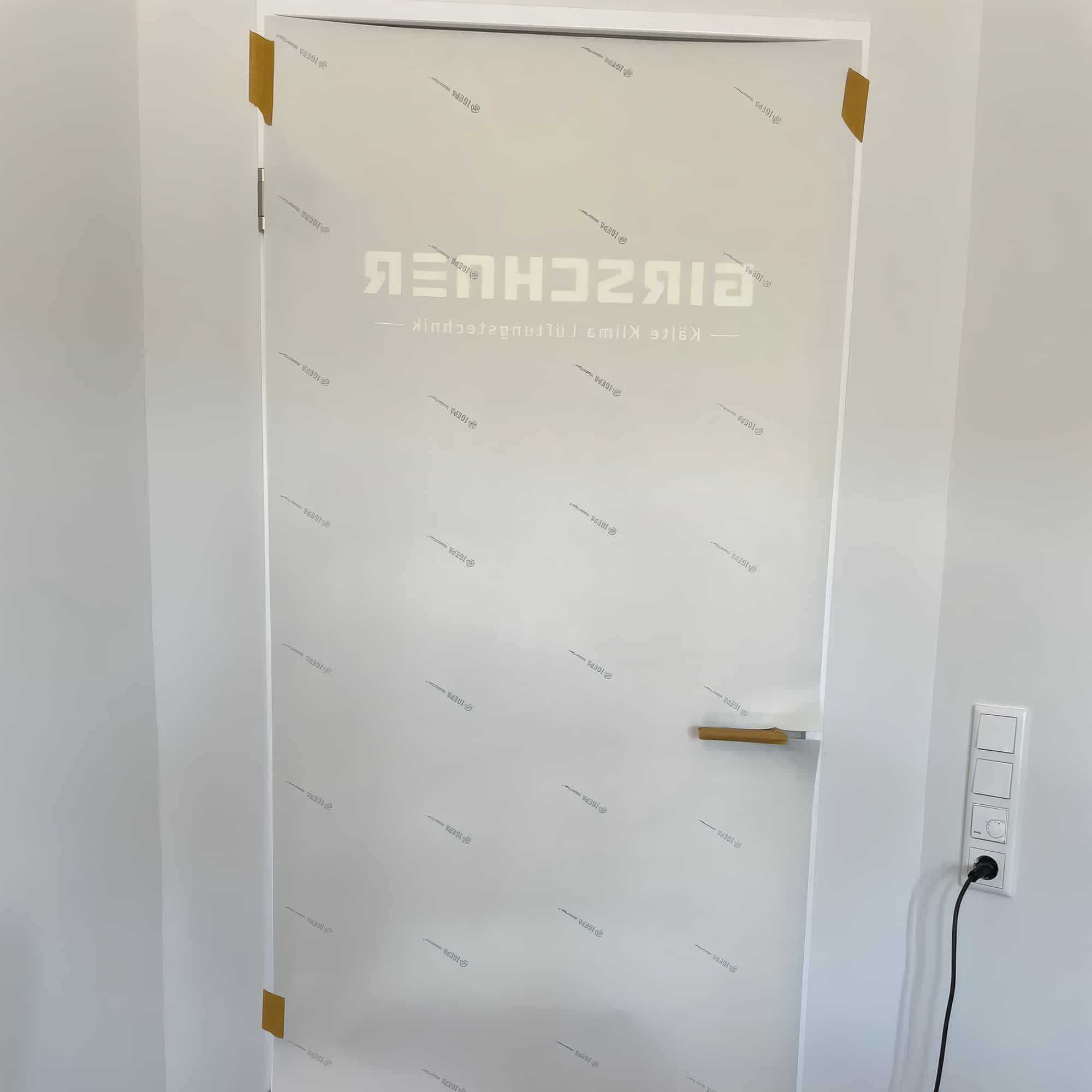 Türbeschriftung Innenraum