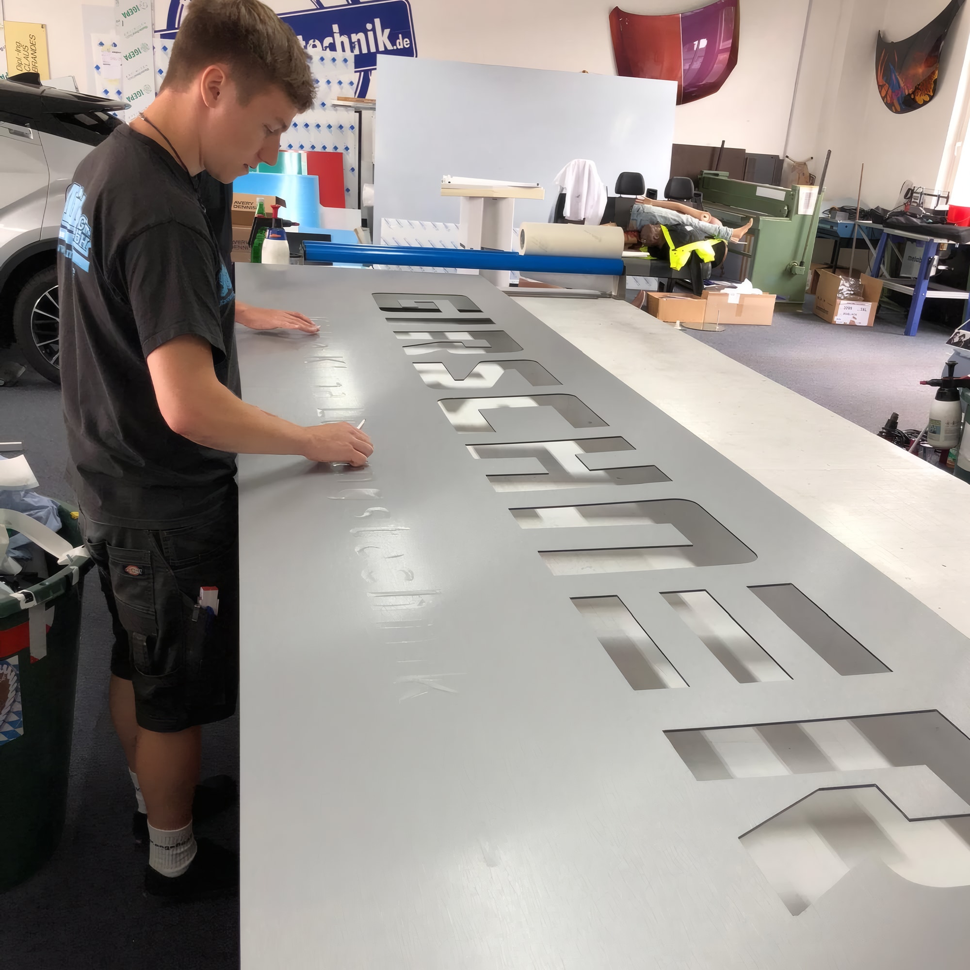 Herstellung Werbeschild