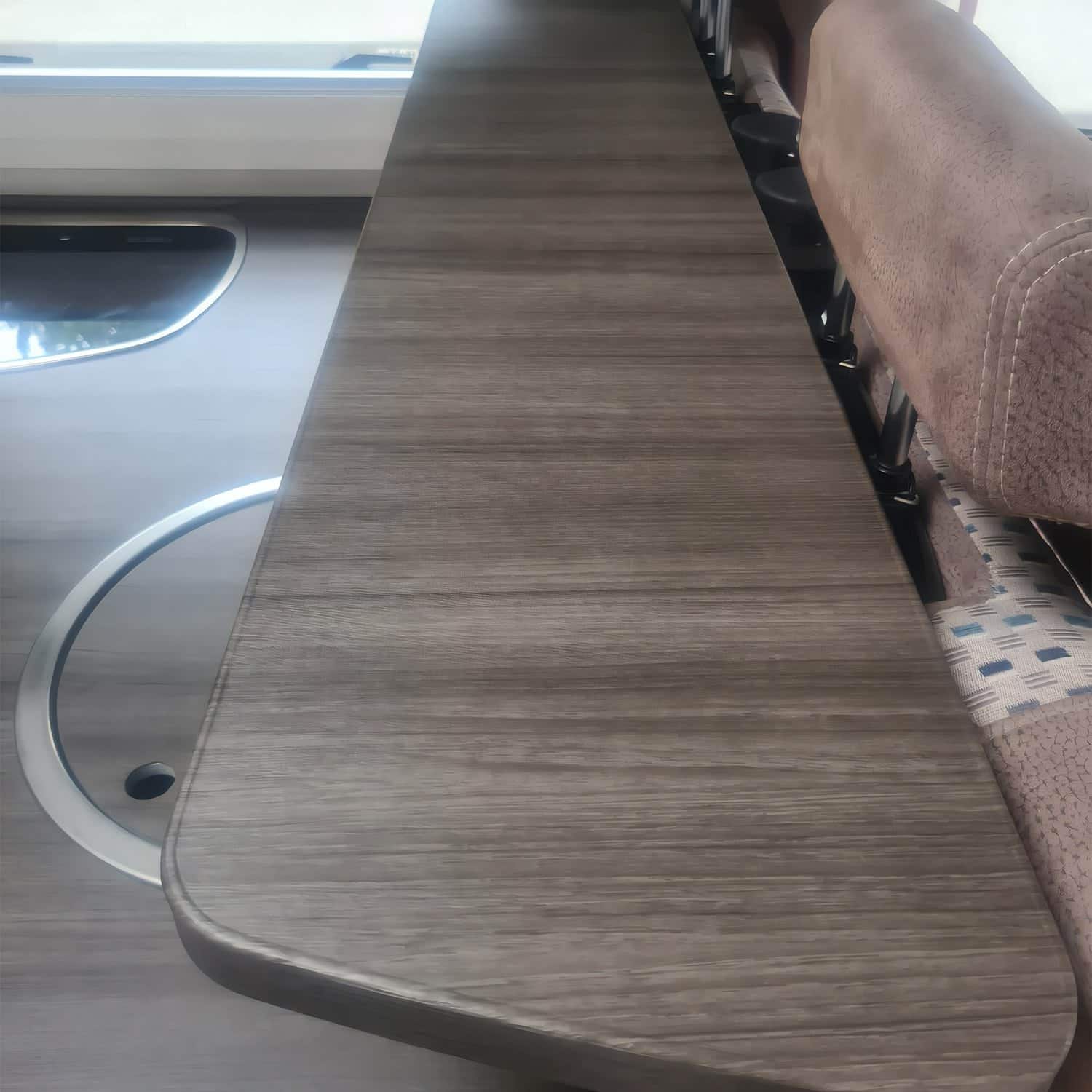 Möbelfolierung Besprechungsraum